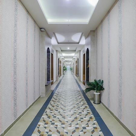Oyo Hotel Fountain Сурат Екстер'єр фото